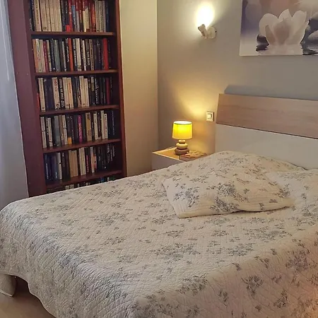 Appartamento Beautiful Apartment With Balcony In Saint Raphael